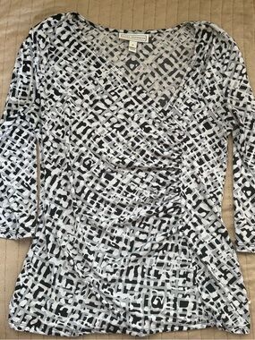 Dana Buchman Black & White Printed Ruched Wrap-Front Top